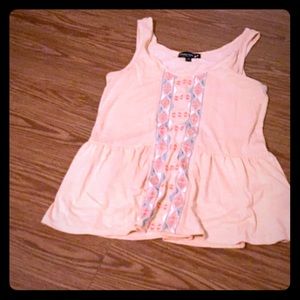 Super cute tank top!!